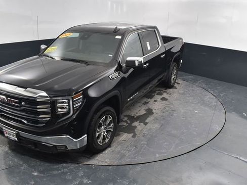 Used 2025 GMC Sierra 1500 SLT image 39