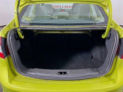 Used 2013 Ford Fiesta SE image 22
