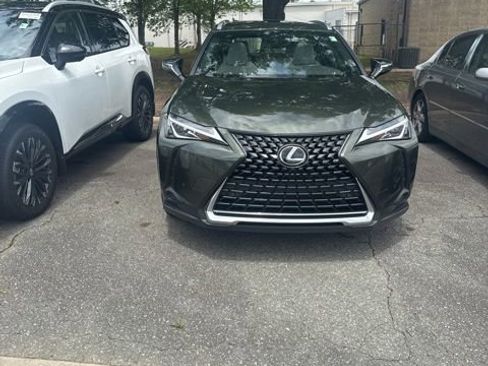 Used 2022 Lexus UX 200 w/ Premium Package FWD image 1