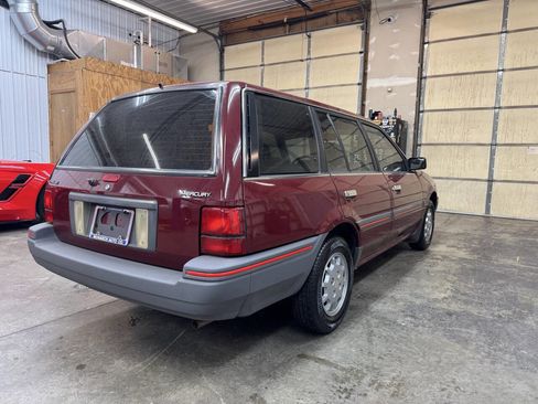 Used 1989 Mercury Tracer Base 4dr Wagon image 9