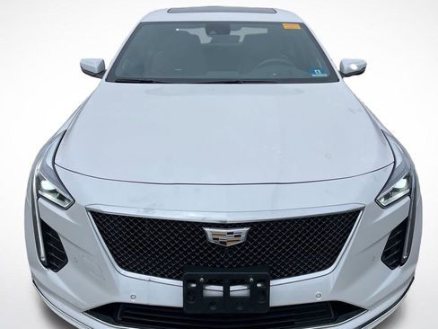 Used 2020 Cadillac CT6 V image 2