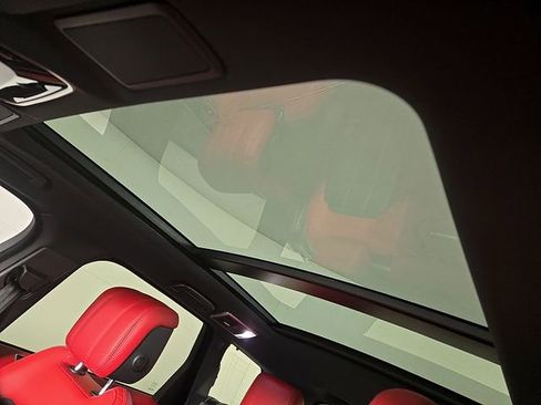 Used 2019 Land Rover Range Rover Sport HST image 15