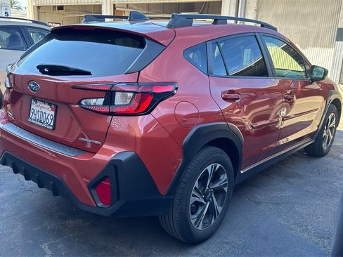 Certified 2024 Subaru Crosstrek 2.0i Premium image 3