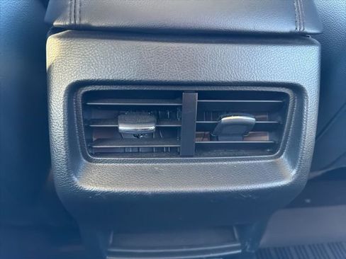 Certified 2024 Ford Edge SEL w/ Sport Appearance Package image 15