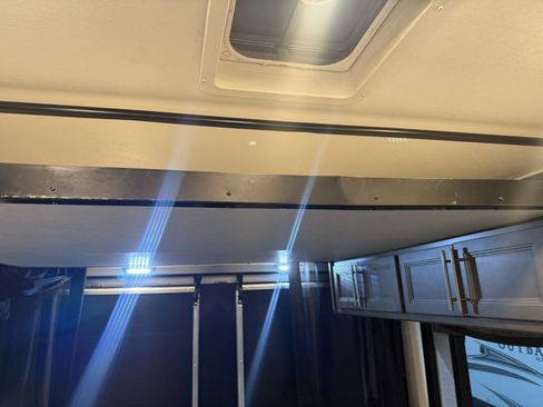 Used 2024 Ford E-450 and Econoline 450 Super Duty w/ Motorhome Prep Package image 76