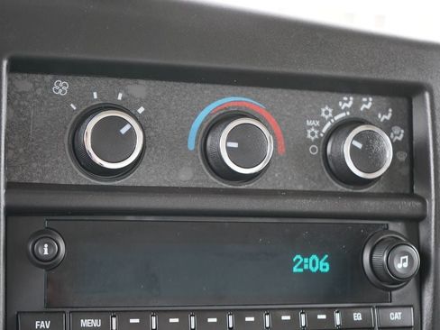 Used 2019 Chevrolet Express 3500 w/ Driver Convenience Package RWD image 15