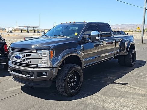 Used 2018 Ford F450 Platinum w/ Platinum Ultimate Package image 7