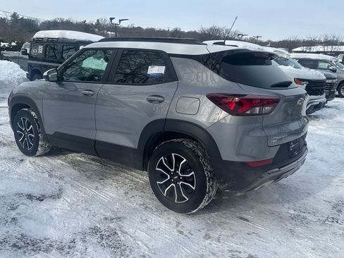 Used 2023 Chevrolet TrailBlazer ACTIV w/ Sun and Liftgate Package image 10