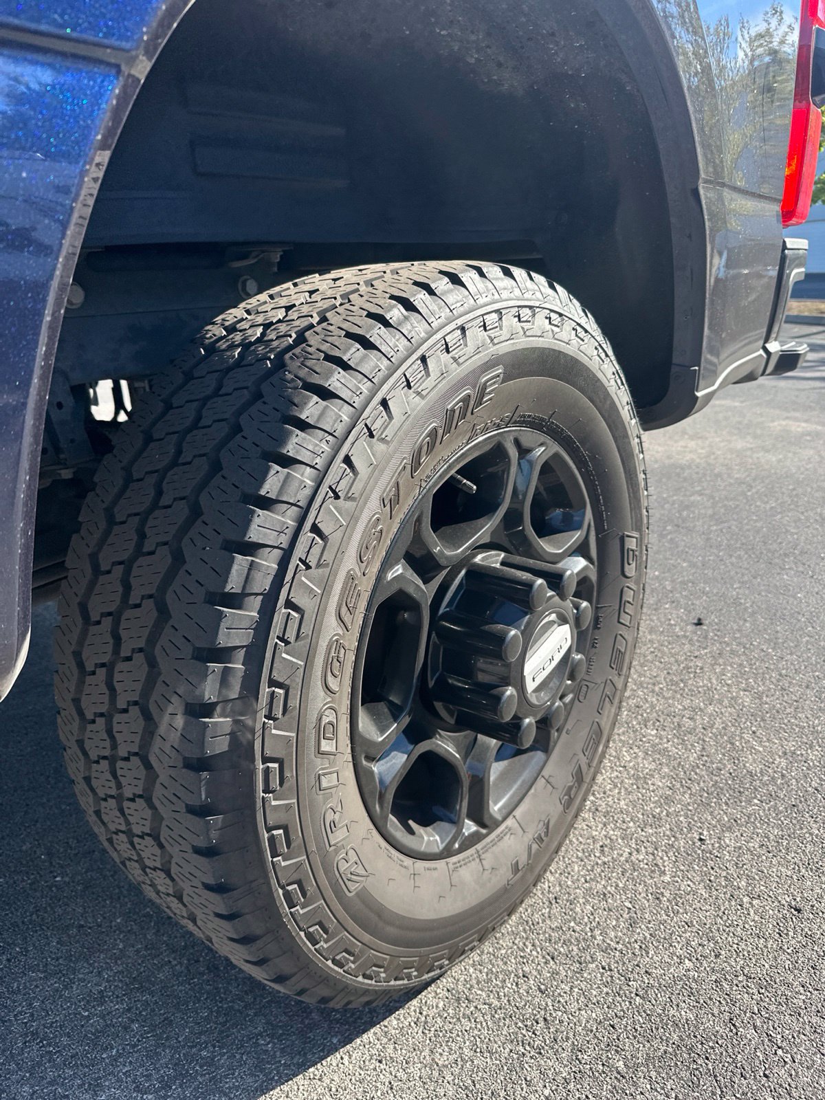 Certified 2025 Ford F250 XL w/ STX Appearance Package AWD/4WD image 8