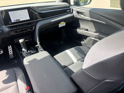 Certified 2025 Toyota Camry SE image 26