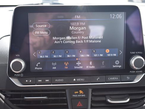 Used 2025 Nissan Altima 2.5 S image 31