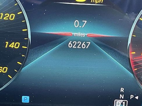 Used 2020 Mercedes-Benz CLA 250 4MATIC w/ AMG Line image 24