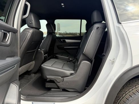 New 2026 Buick Enclave Preferred AWD/4WD image 11