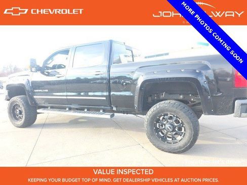 Used 2019 GMC Sierra 3500 Denali w/ Duramax Plus Package image 8