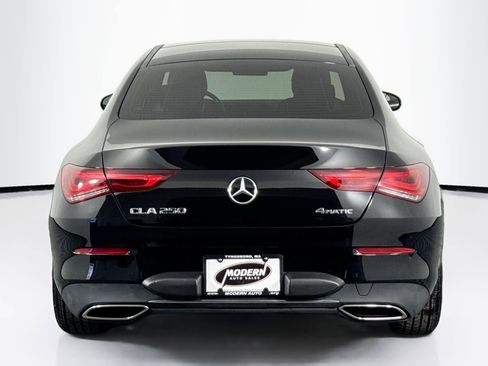 Used 2021 Mercedes-Benz CLA 250 4MATIC image 10
