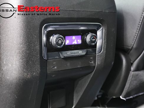 Used 2025 Chevrolet Tahoe LT AWD/4WD image 23