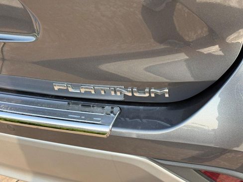 Certified 2020 Toyota Highlander Platinum AWD/4WD image 7
