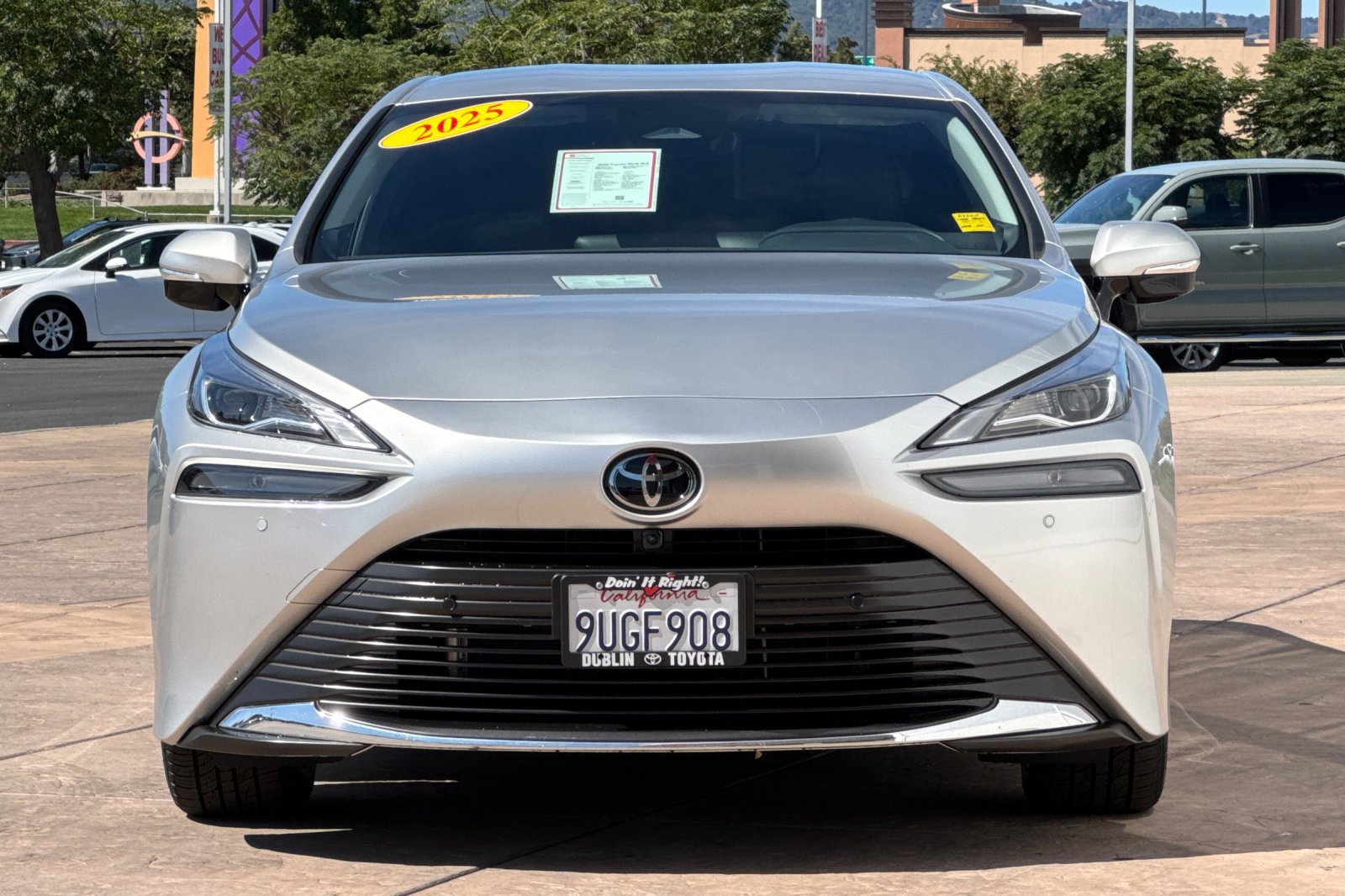 Certified 2025 Toyota Mirai XLE RWD image 11