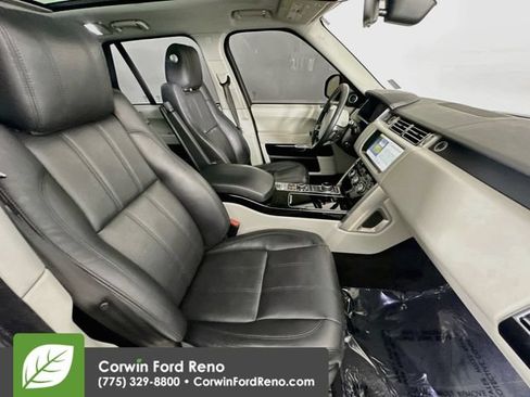 Used 2017 Land Rover Range Rover HSE AWD/4WD image 28