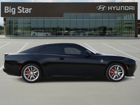 Used 2025 Dodge Charger Daytona Scat Pack w/ Track Pack AWD/4WD image 5