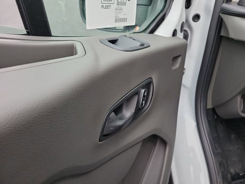 New 2026 Ford Transit 250 148 Medium Roof image 19