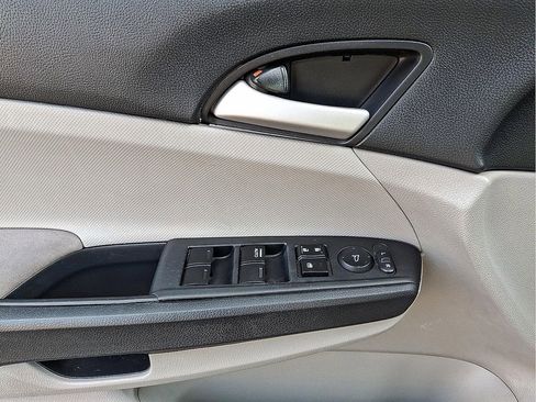 Used 2012 Honda Accord LX image 13