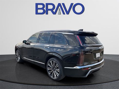 New 2026 Cadillac Vistiq Premium Luxury w/ LPO, Floor Liner Package image 5