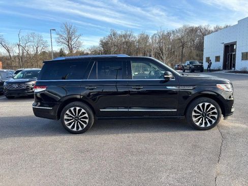 Used 2024 Lincoln Navigator Reserve image 2