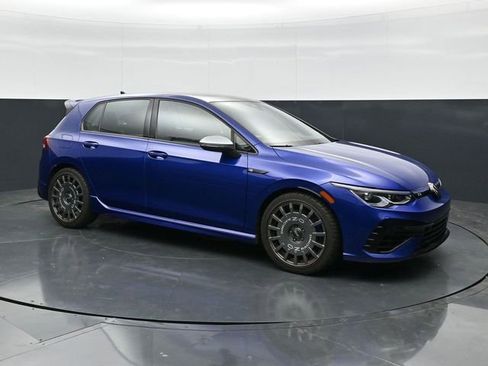 Used 2024 Volkswagen Golf R AWD/4WD image 3