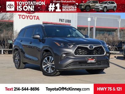 Used 2023 Toyota Highlander XLE