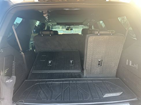 Used 2023 Chevrolet Tahoe Z71 w/ Off-Road Capability Package image 19