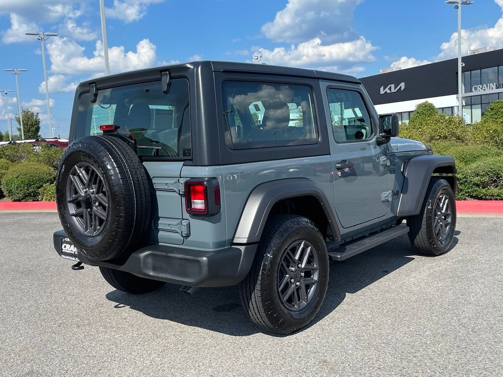 Used 2026 Jeep Wrangler Sport AWD/4WD image 8