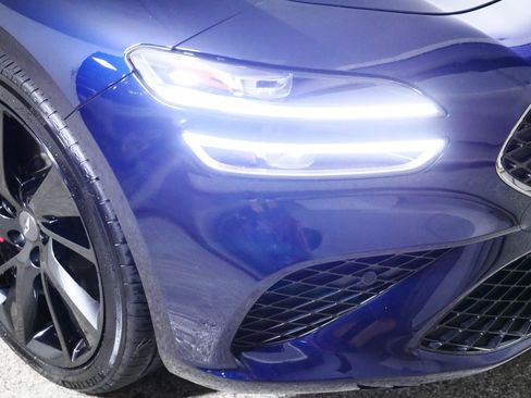 Used 2023 Genesis G70 3.3T w/ Sport Prestige Package AWD/4WD image 16