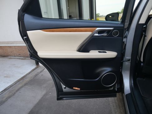 Certified 2022 Lexus RX 350 FWD w/ Premium Package image 9