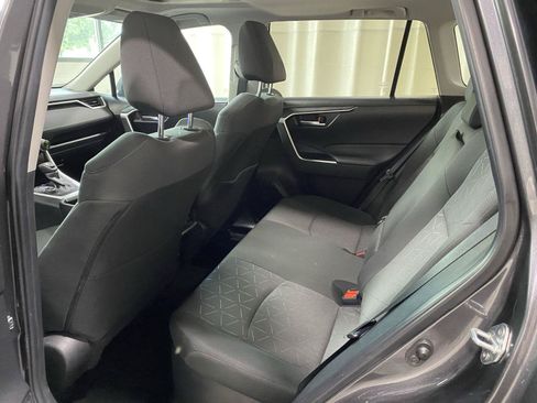 Certified 2024 Toyota RAV4 XLE w/ Convenience Package AWD/4WD image 15