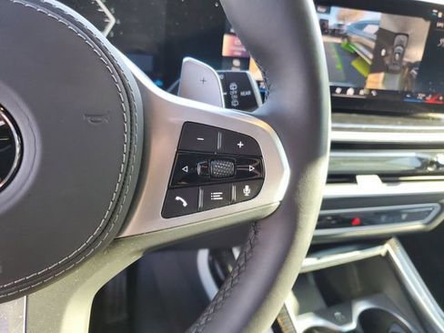 Used 2024 BMW X7 xDrive40i w/ M Sport Package image 27
