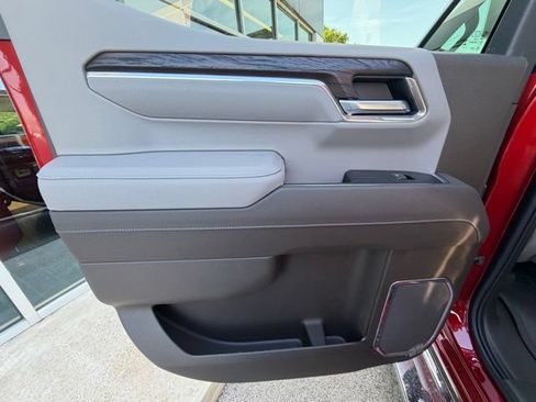 New 2026 GMC Sierra 1500 SLT AWD/4WD image 23