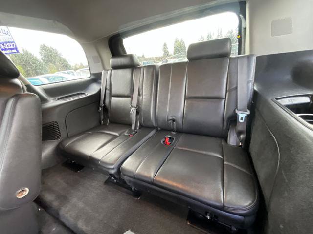 Used 2014 Cadillac Escalade Premium AWD/4WD image 15