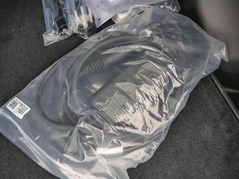 New 2024 Chevrolet Equinox EV LT image 17