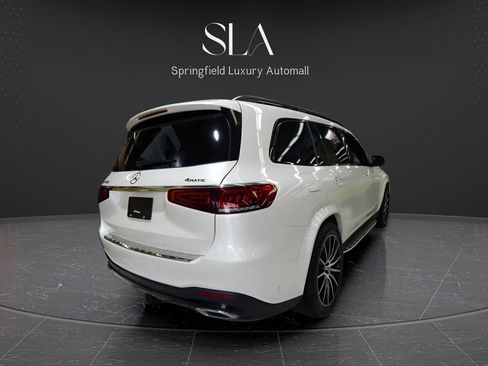 Used 2022 Mercedes-Benz GLS 450 4MATIC image 4