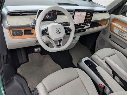 Used 2025 Volkswagen ID. Buzz 1st Edition image 10