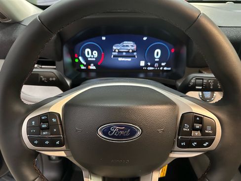 New 2026 Ford Explorer Active image 31