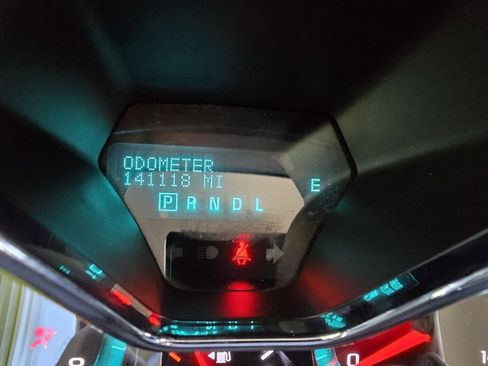 Used 2015 Chevrolet Traverse LT image 19