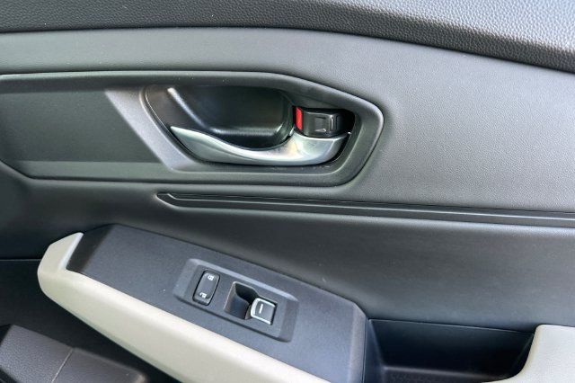 Certified 2025 Honda Accord SE image 19