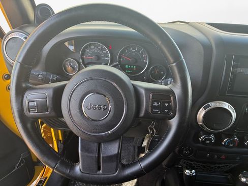 Used 2011 Jeep Wrangler Rubicon w/ PWR Convenience Group image 17