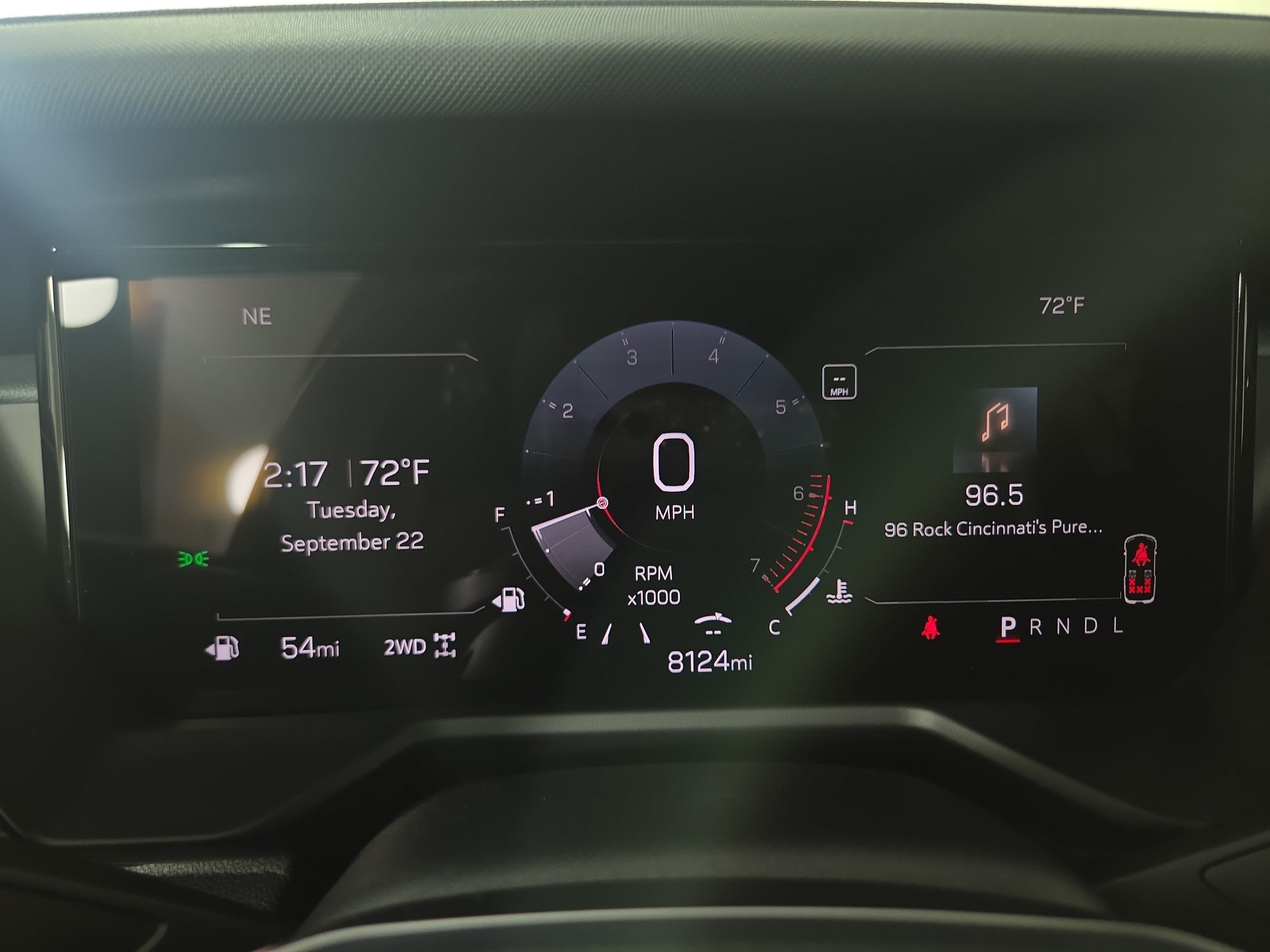 Certified 2025 GMC Acadia AT4 AWD/4WD image 18