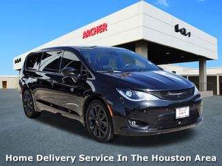 Used 2019 Chrysler Pacifica Touring Plus w/ Advanced Safetytec Group video 1