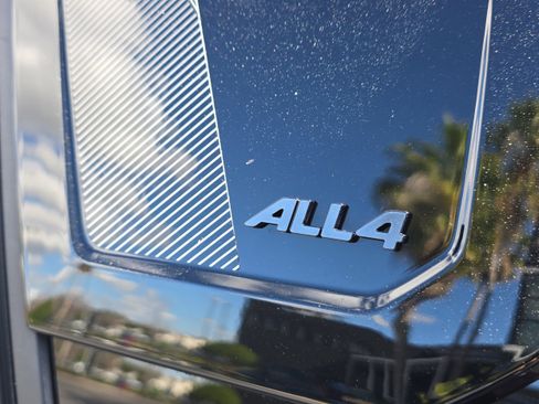 Certified 2025 MINI Cooper Countryman S w/ Comfort Package Max image 9