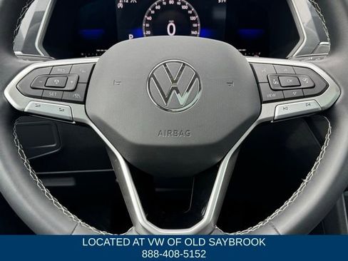 Certified 2023 Volkswagen Tiguan SE w/ Panoramic Sunroof Package AWD/4WD image 38