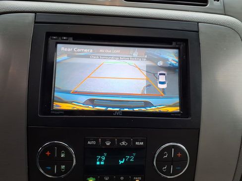 Used 2013 Chevrolet Suburban LT w/ Suspension Package, Off-Road image 20